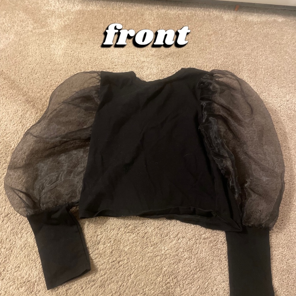 Black gothic top 🕷️